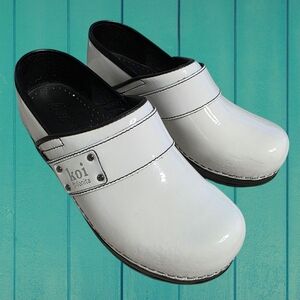 Koi by Sanita White Patent Leather Clogs Size 38/7.5